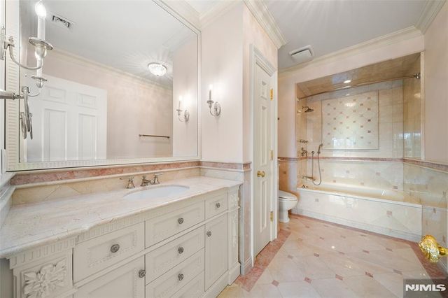 11 Margo Way, Alpine, NJ 07620