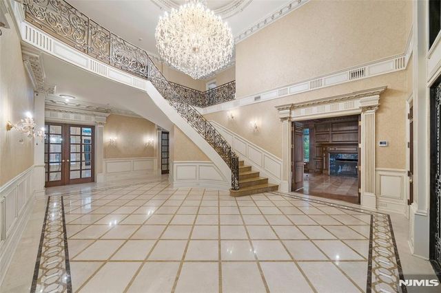 11 Margo Way, Alpine, NJ 07620