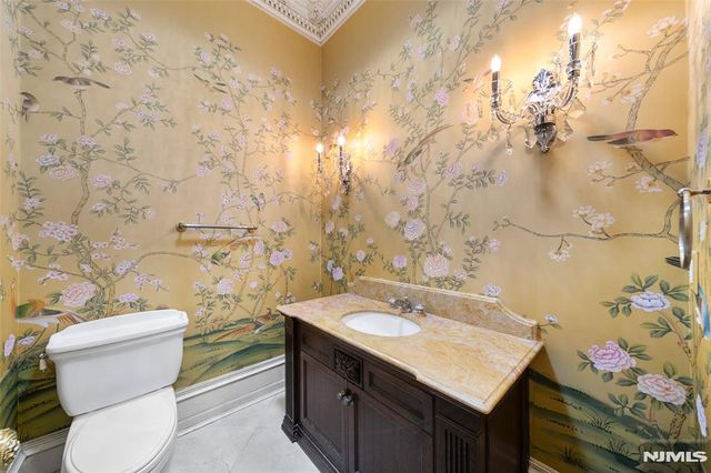11 Margo Way, Alpine, NJ 07620
