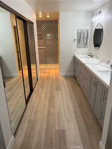 240 Nice Lane 101, Newport Beach, CA 92663