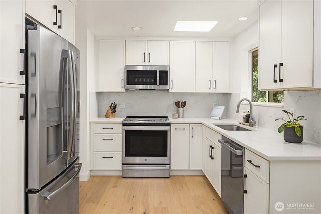 604 S 302nd Street, Federal Way, WA 98003