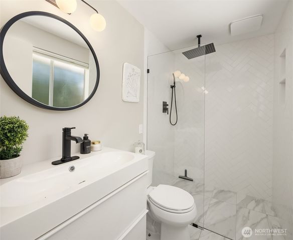 604 S 302nd Street, Federal Way, WA 98003