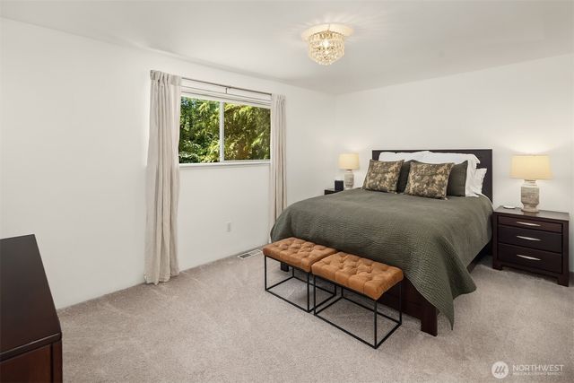 604 S 302nd Street, Federal Way, WA 98003