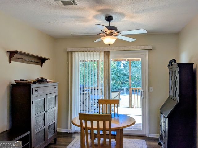 27 Park Avenue, Hazlehurst, GA 31539