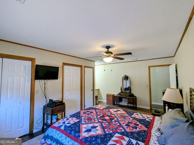 27 Park Avenue, Hazlehurst, GA 31539