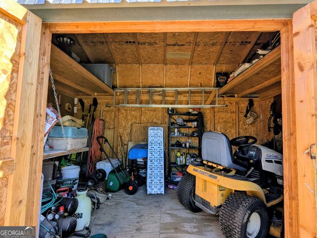 27 Park Avenue, Hazlehurst, GA 31539