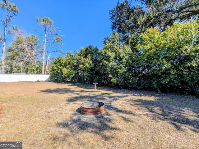 27 Park Avenue, Hazlehurst, GA 31539