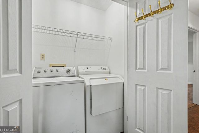 4827 Oakwood Court, Loganville, GA 30052