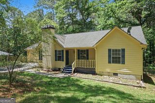 4827 Oakwood Court, Loganville, GA 30052
