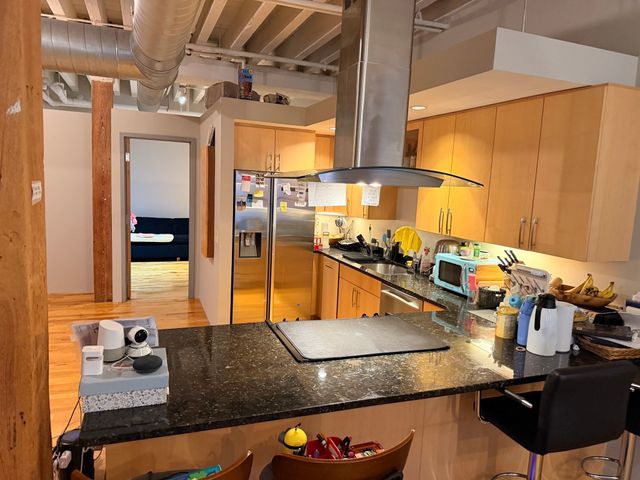 111 Beach St 3C, Boston, MA 02111