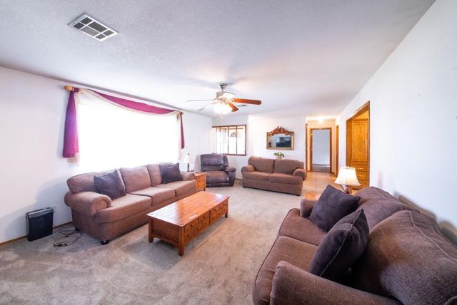 21282 SE 15th, Harrah, OK 73045