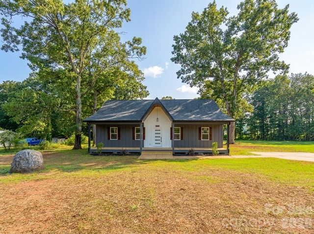 3916 E Maiden Road, Maiden, NC 28650