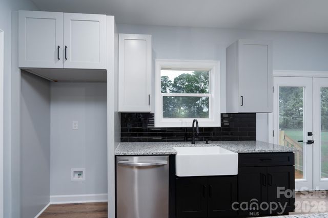 3916 E Maiden Road, Maiden, NC 28650