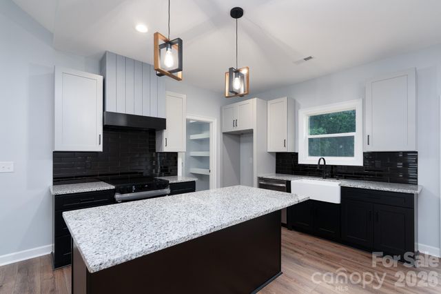3916 E Maiden Road, Maiden, NC 28650