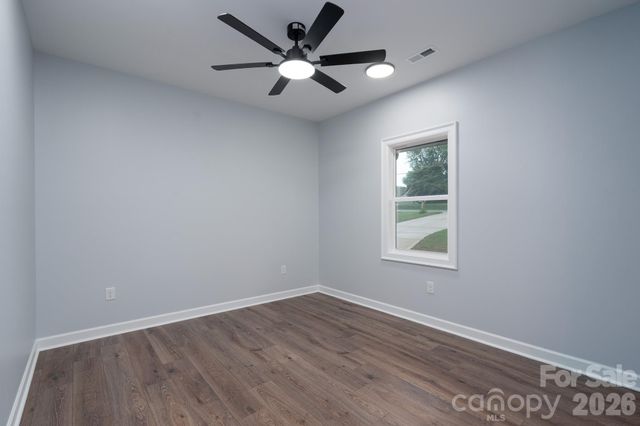 3916 E Maiden Road, Maiden, NC 28650