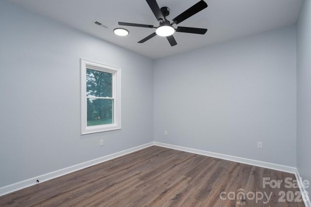 3916 E Maiden Road, Maiden, NC 28650