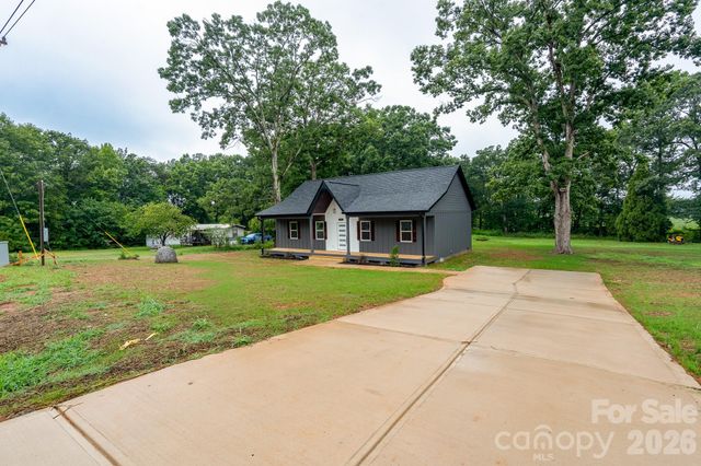 3916 E Maiden Road, Maiden, NC 28650