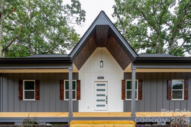 3916 E Maiden Road, Maiden, NC 28650