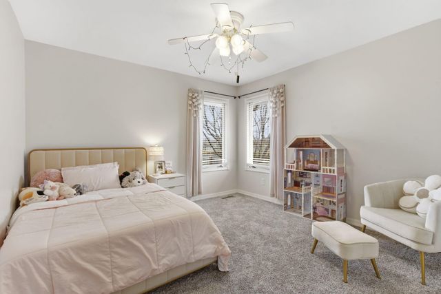 701 E Bennett Court, Nixa, MO 65714