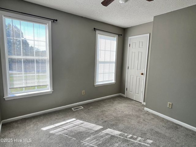 4431 Corey Road, Winterville, NC 28590
