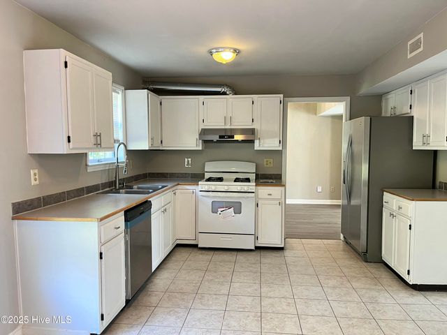 4431 Corey Road, Winterville, NC 28590