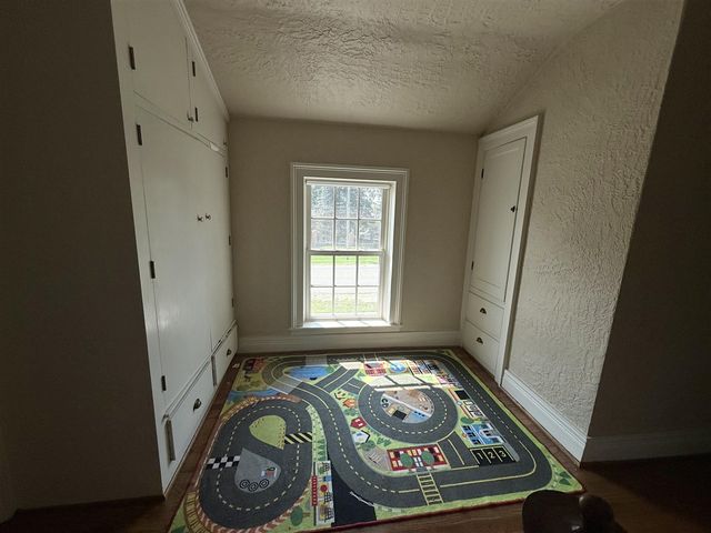 45800 W Ann Arbor Trail, Plymouth, MI 48170