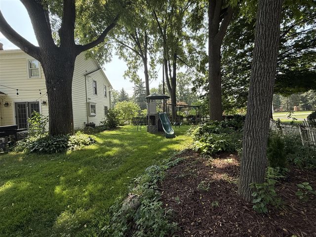 45800 W Ann Arbor Trail, Plymouth, MI 48170