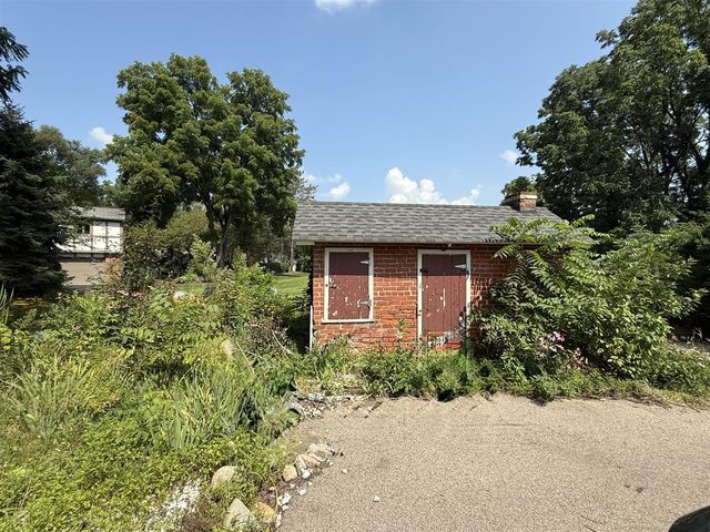 45800 W Ann Arbor Trail, Plymouth, MI 48170