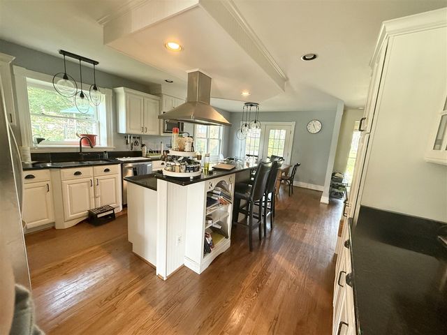 45800 W Ann Arbor Trail, Plymouth, MI 48170