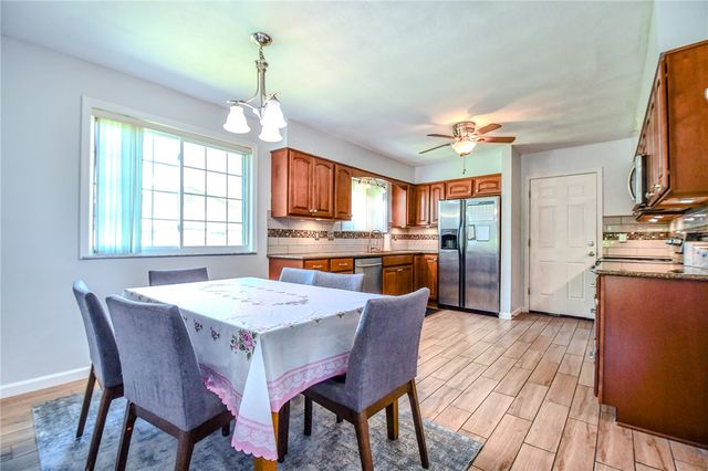 2104 Crab Tree Drive, Beavercreek, OH 45431