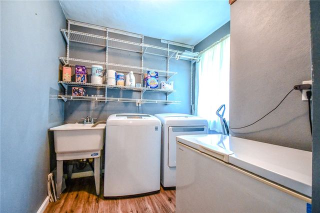 2104 Crab Tree Drive, Beavercreek, OH 45431