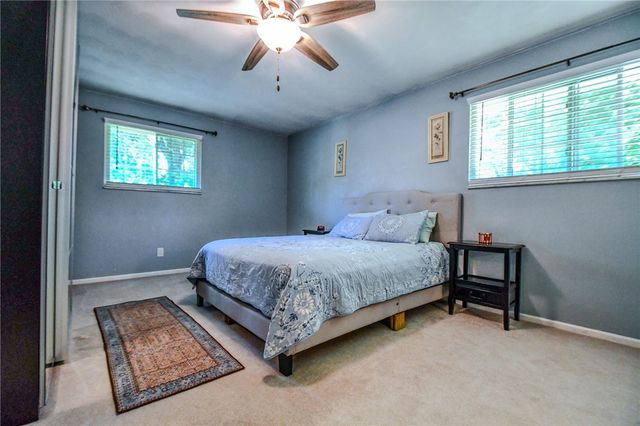 2104 Crab Tree Drive, Beavercreek, OH 45431