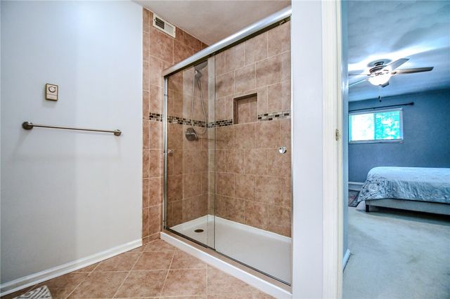 2104 Crab Tree Drive, Beavercreek, OH 45431