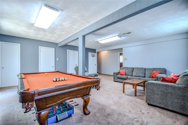 2104 Crab Tree Drive, Beavercreek, OH 45431