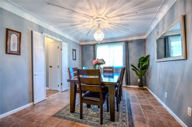 2104 Crab Tree Drive, Beavercreek, OH 45431