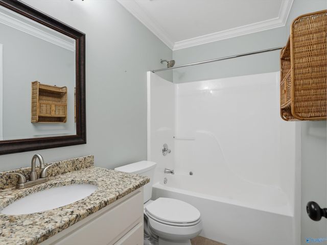 140 Poplar Green Lane, Harvest, AL 35749