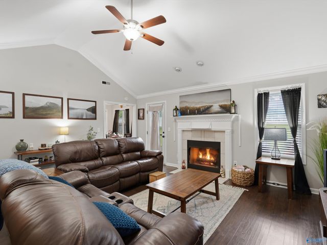 140 Poplar Green Lane, Harvest, AL 35749