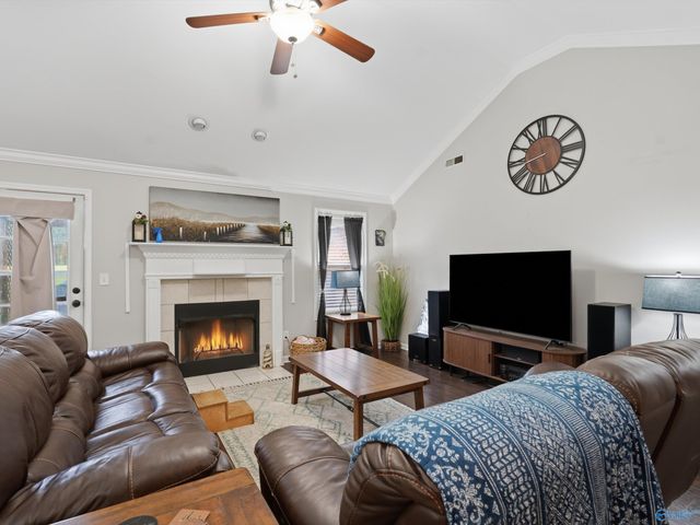 140 Poplar Green Lane, Harvest, AL 35749