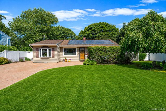 1053 Ocean Avenue, Bay Shore, NY 11706