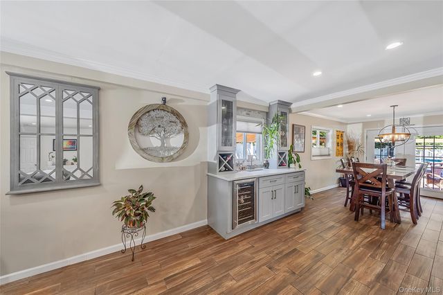 1053 Ocean Avenue, Bay Shore, NY 11706