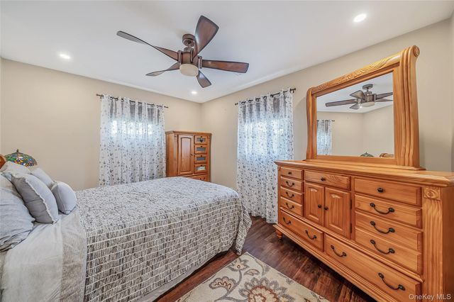 1053 Ocean Avenue, Bay Shore, NY 11706