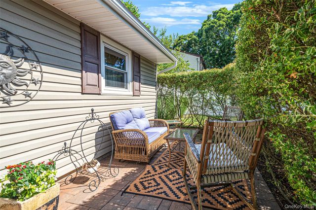 1053 Ocean Avenue, Bay Shore, NY 11706