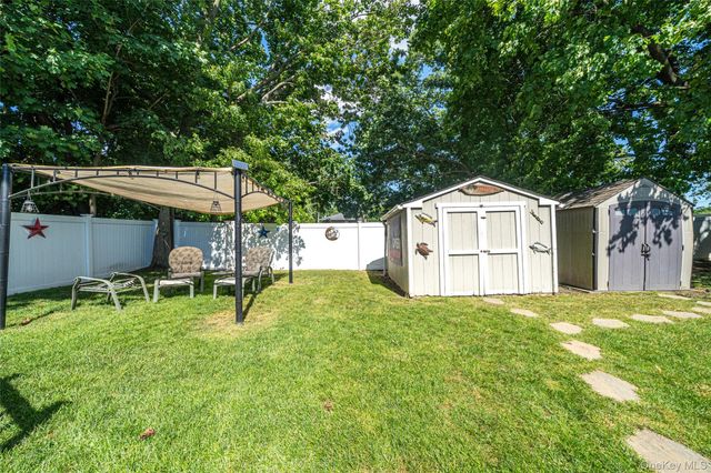 1053 Ocean Avenue, Bay Shore, NY 11706
