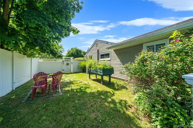 1053 Ocean Avenue, Bay Shore, NY 11706