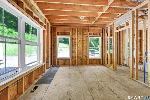 10 Juniper Drive, New Milford, CT 06776