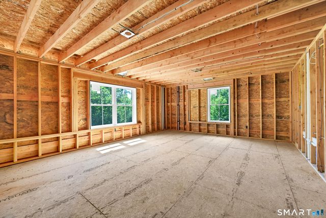 10 Juniper Drive, New Milford, CT 06776