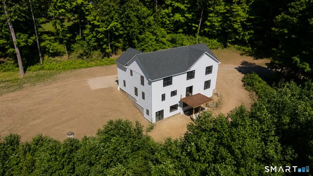 10 Juniper Drive, New Milford, CT 06776