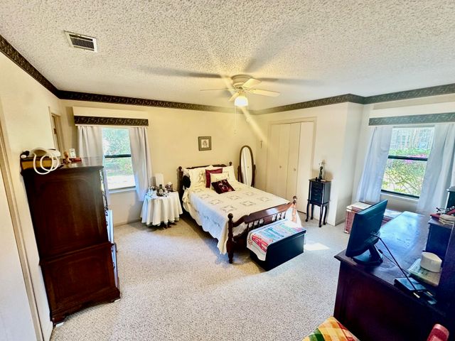 444 Pitts Bayshore Drive, Freeport, FL 32439