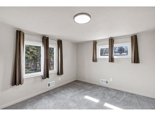 408 Sioux Ave, Simla, CO 80835