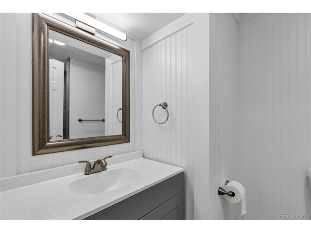 408 Sioux Ave, Simla, CO 80835